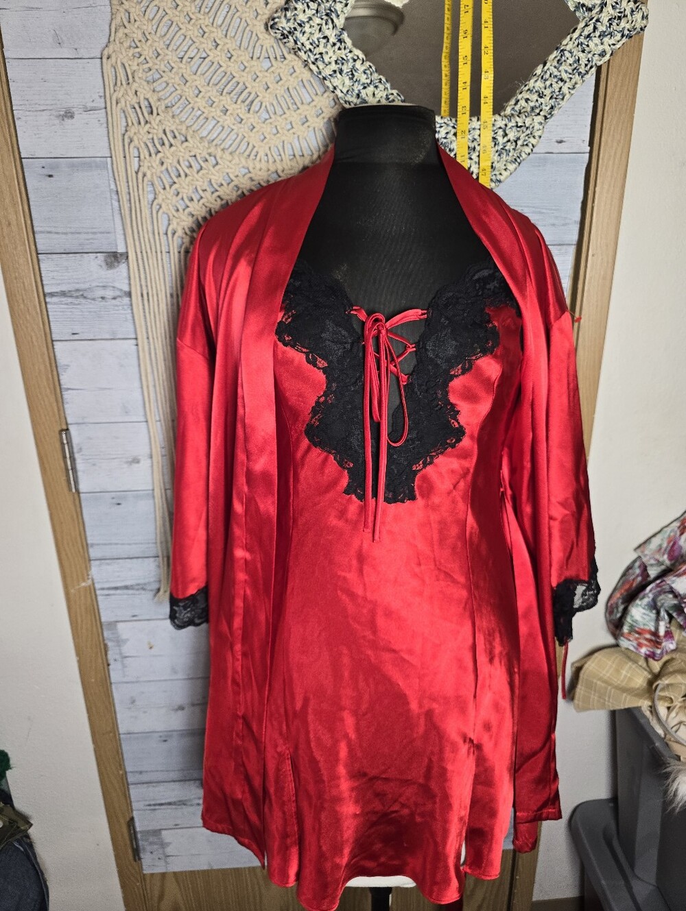 Vtg Frederick's of Hollywood Red Satin Chemise Babydoll with Black Lace Robe Set